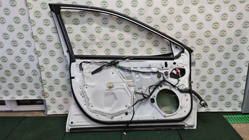 Двері б/у та нові оригінал Toyota Camry XV80 (2022-2025)