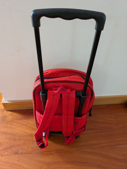 Mochila do Faísca com rodinhas
