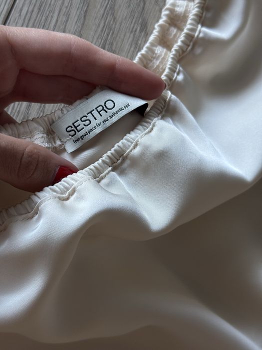Сатинова спідниця з мереживом sestro