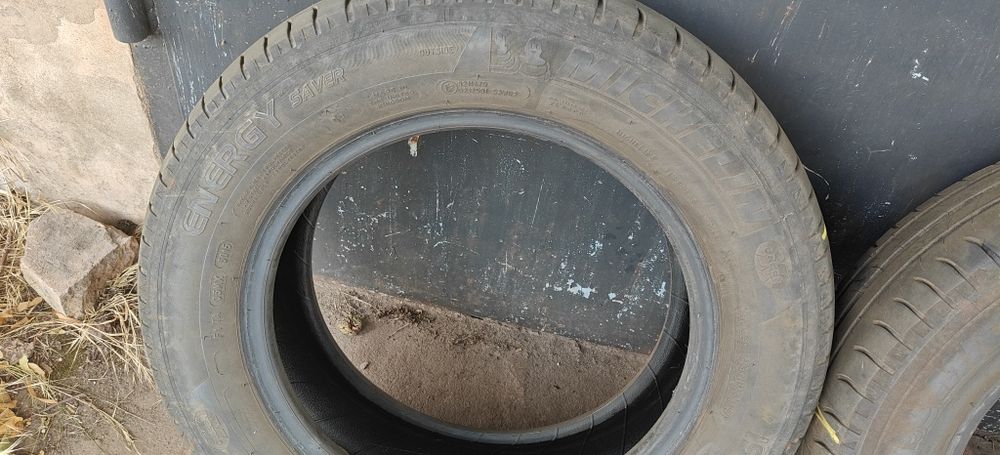 Шини Michelin 195 / 65 R15 комплект 4шт , літні
