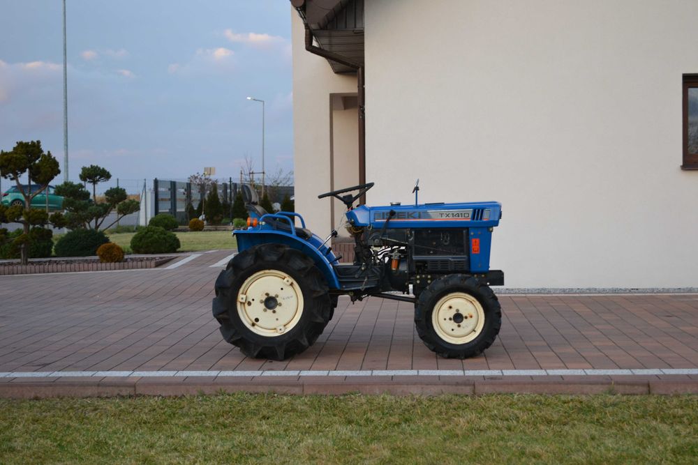 Traktorek japoński mini traktor Iseki Kubota