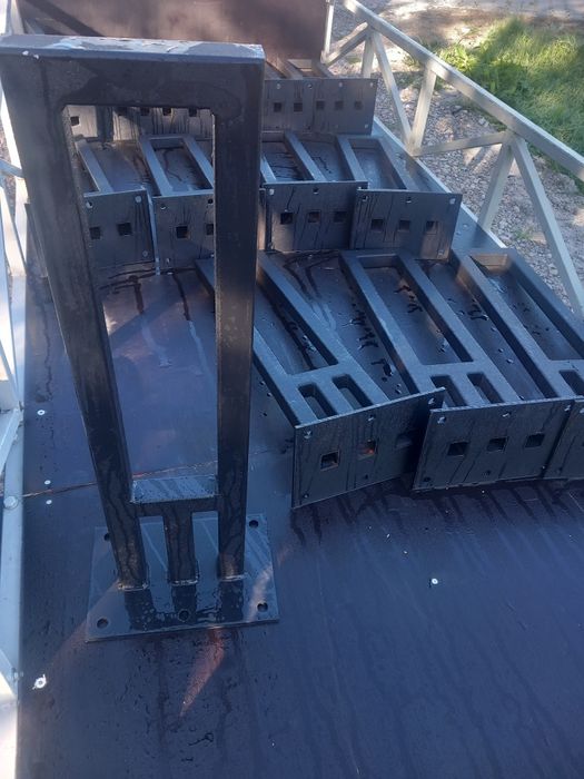 schody półkowe  lewitujace stelaż