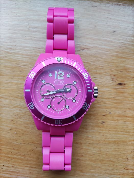 Relógio One Watch Company Colours Rosa