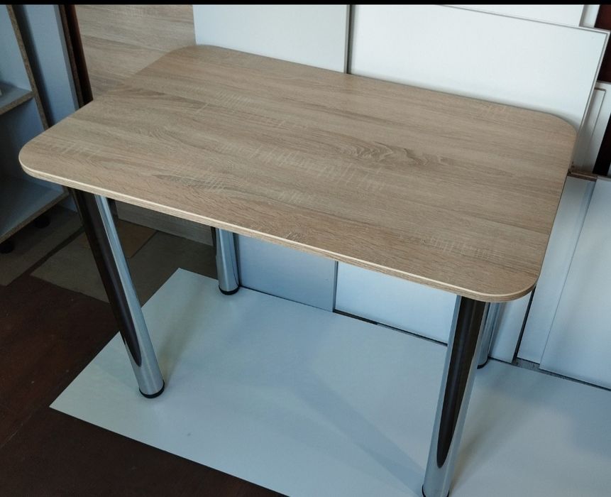 Стол    кухонный