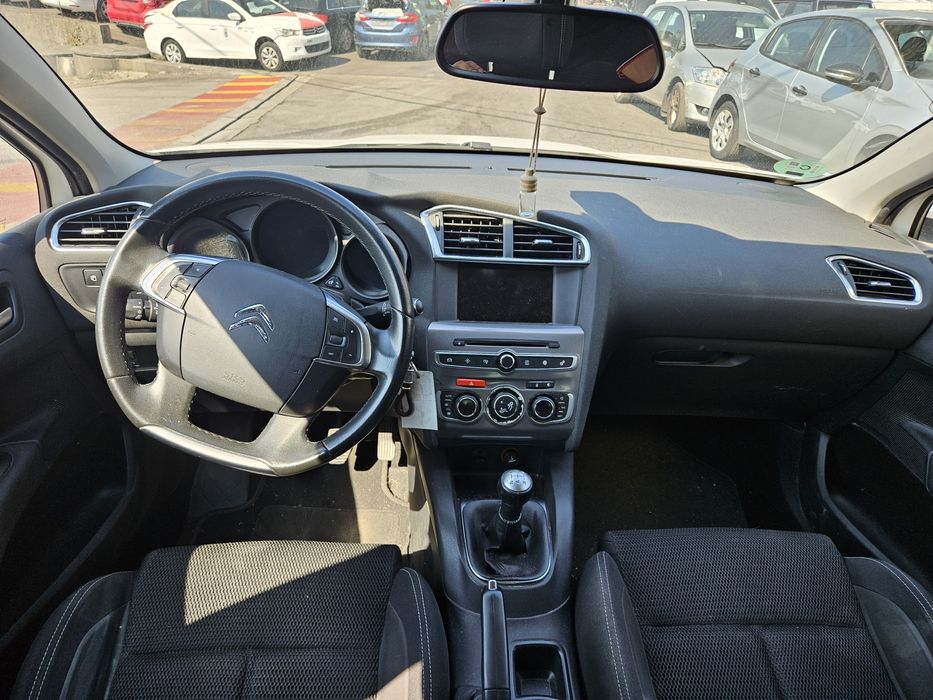 Citroën C4 II 1.2 THP de 2017 para peças