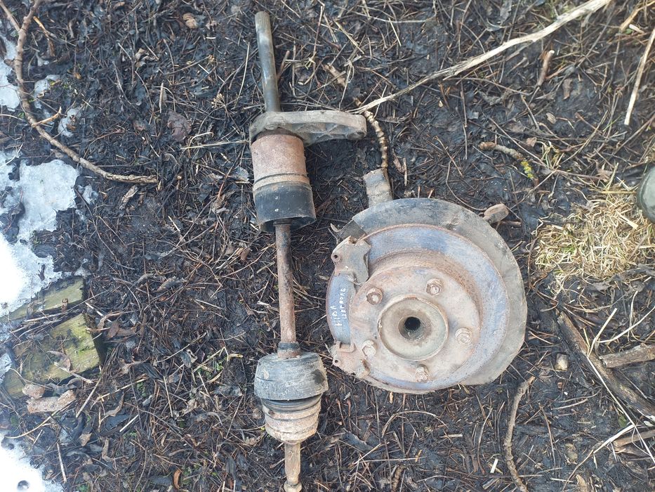 Передня ступіця нива шевролє