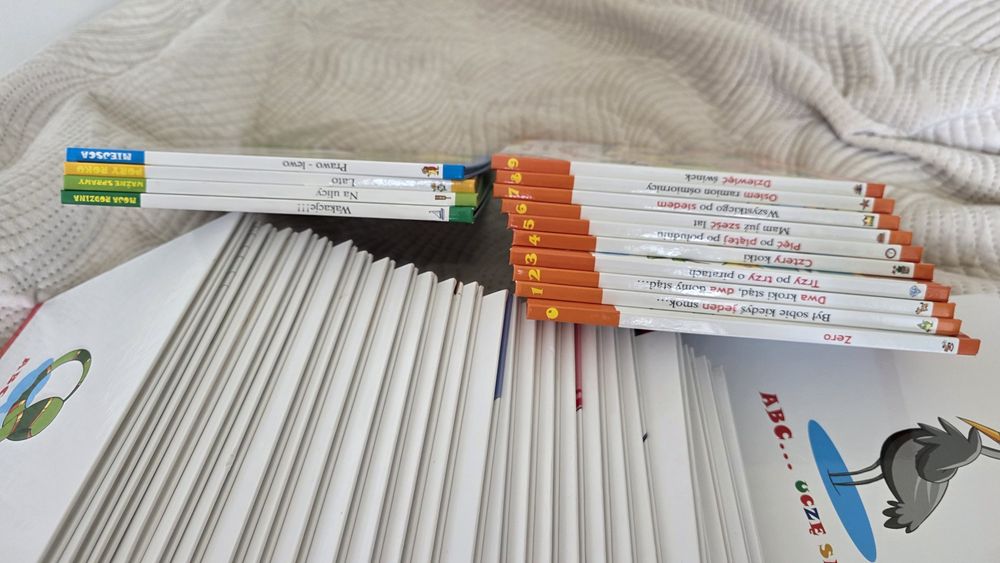 ABC uczę się kolekcja książek Literki, Cyferki i inne