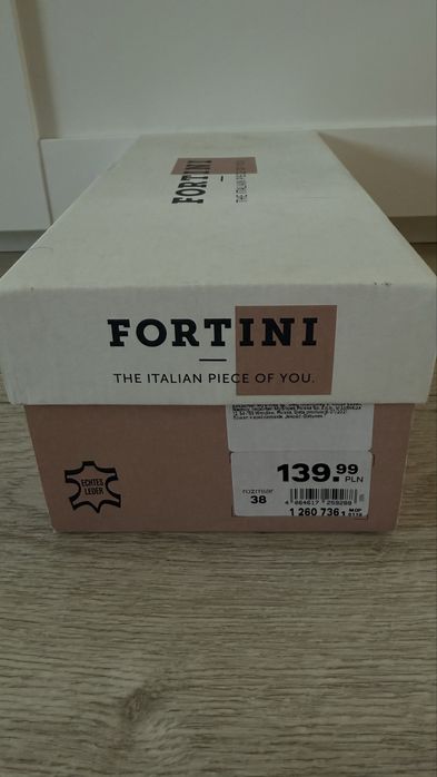 Mokasyny skórzane CCC