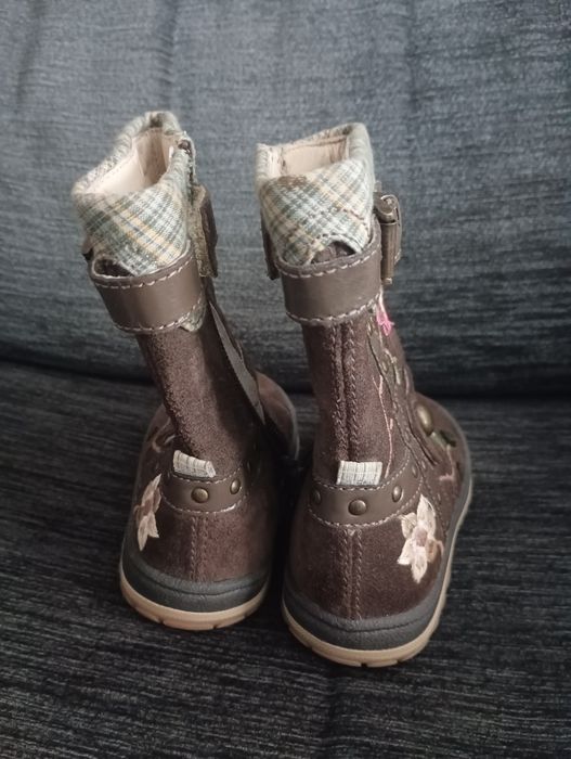 Botas menina castanho Chicco 21