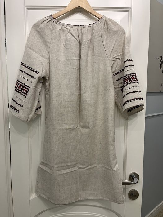 Жіноча сукня вишиванка