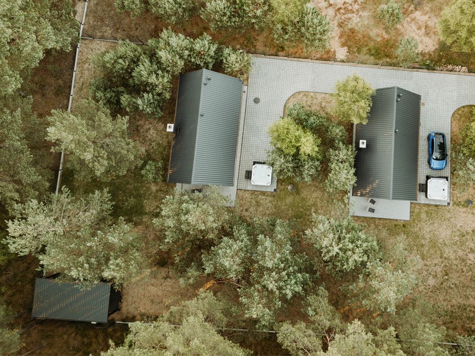 Nowe domki w lesie z jacuzzi i sauną – Wygonin