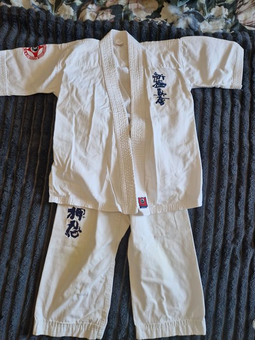 Кімоно КАНКУ, кіокушинкай