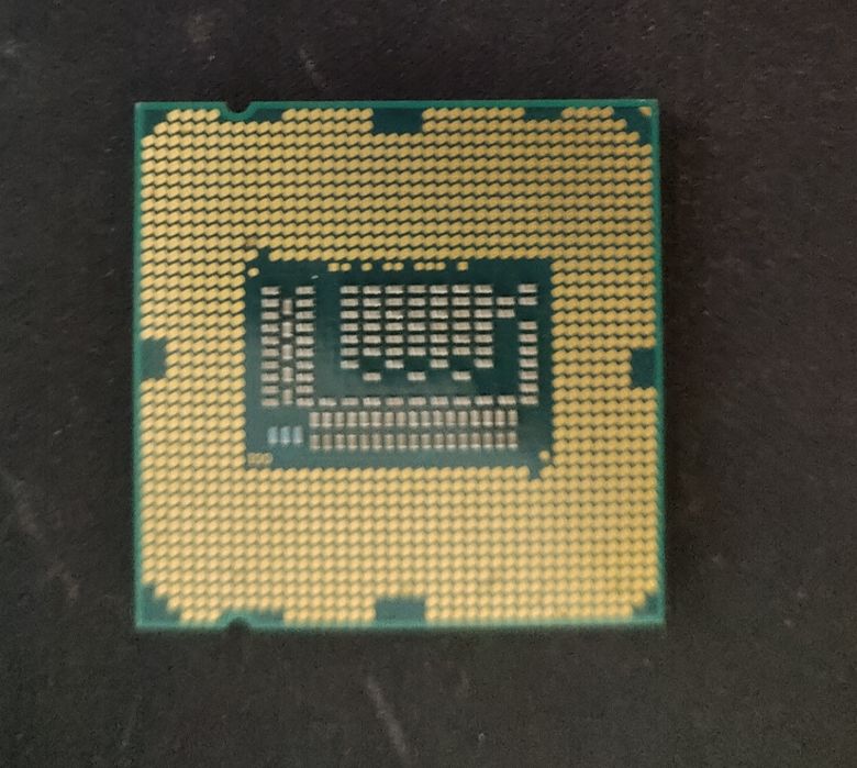 Intel core i3 3330S