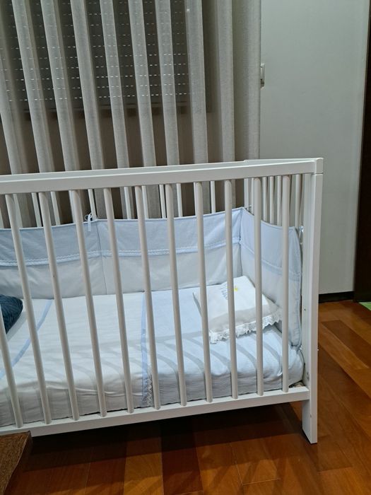 Cama/ Berço Bebé