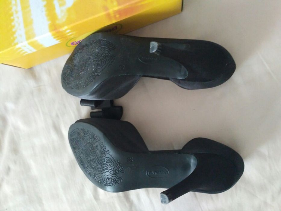 Buty szpilki rozmiar 39