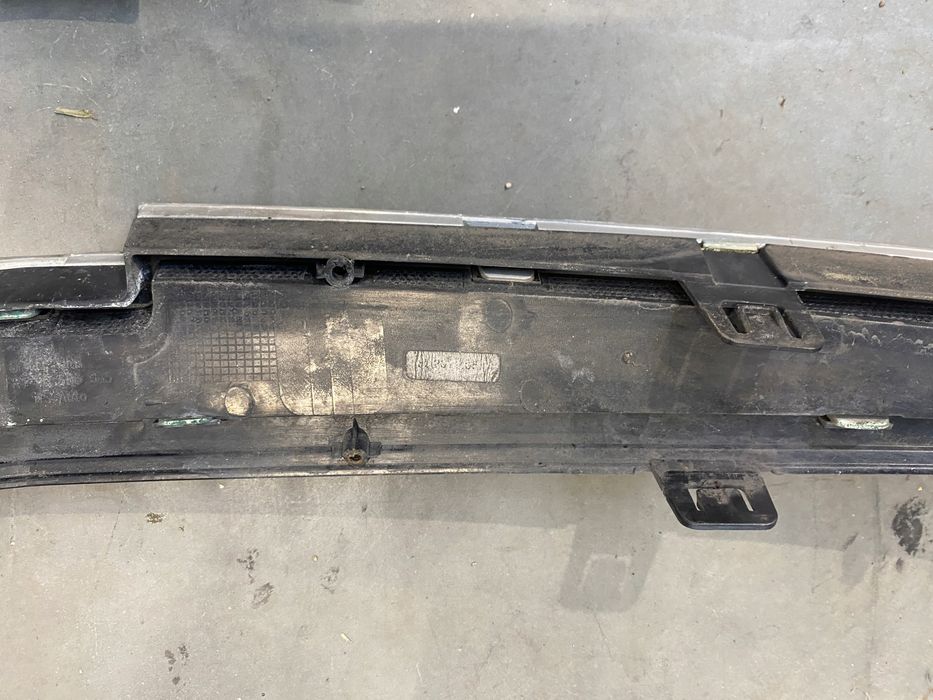 chevrolet spark iii grill atrapa