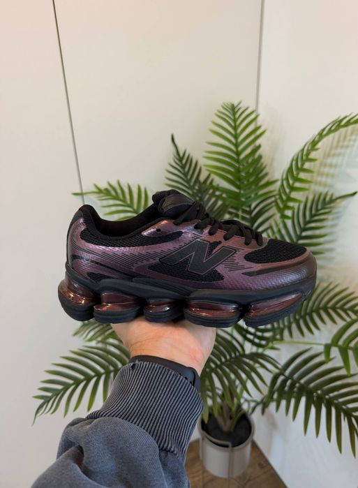 Кросівки New Balance 2000 Iridescent