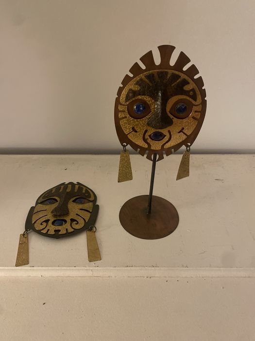 Mascaras chilenas de cobre e lapiazuli