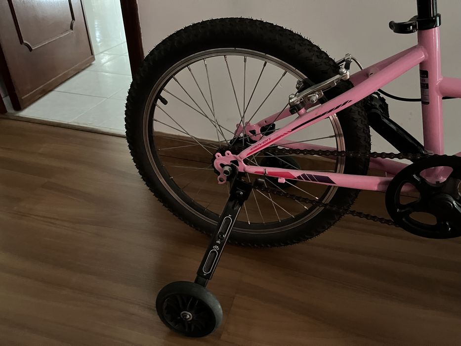 Bicicleta Criança Eleven Play 20” Rosa – Como Nova