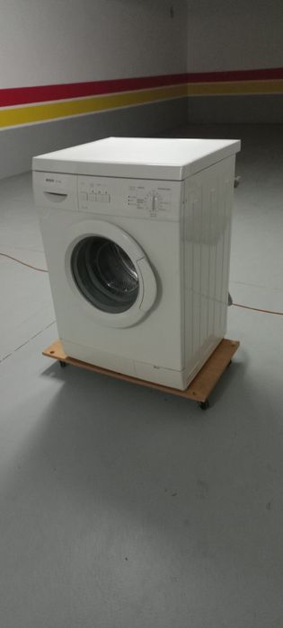 Maquina de lavar roupa - Bosch
