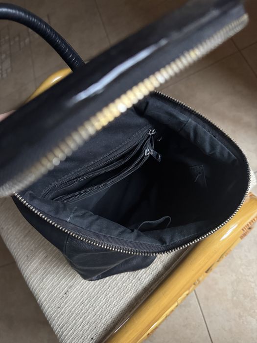 Рюкзак шкіряний чорний