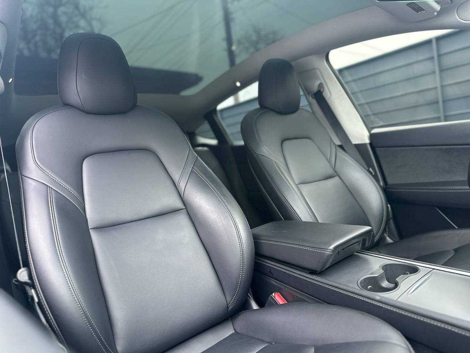 Tesla Model Y 2022• Performance 82 kWh Dual Motor (534 к.с.) AWD Base