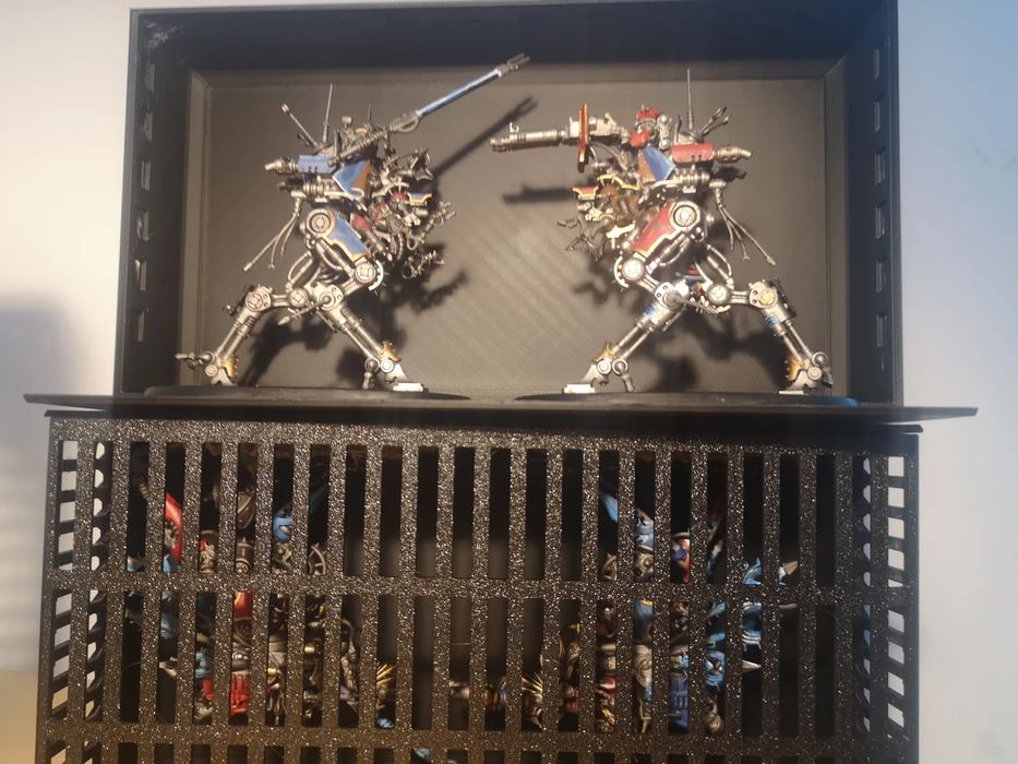 Protective Display Case for Figures64585109490050120