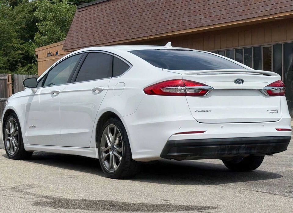 Ford Fusion Titanium      2019