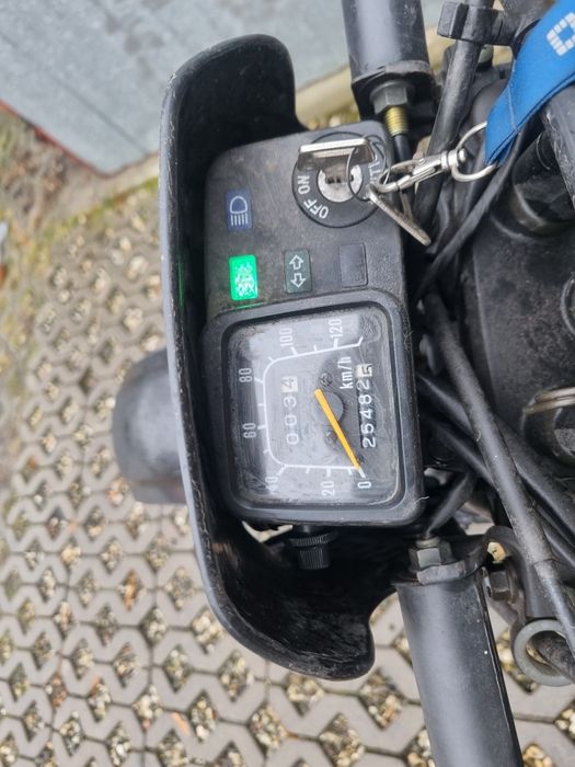 Suzuki dr 125 zarejestrowany klasyk dr125 cross