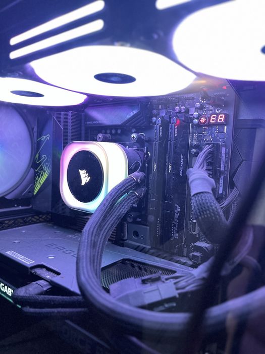 Top Gaming / Worksation – RTX 4070 Ti | RYZEN 9 | 64 GB DDR5