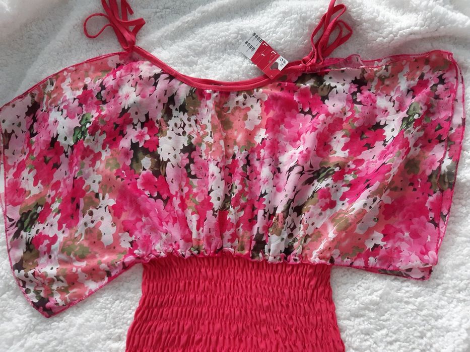 Дуже гарна, стильна, кольрова блуза