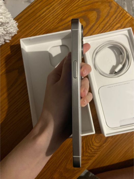 iPhone 15 Pro Max 256 GB Titanium