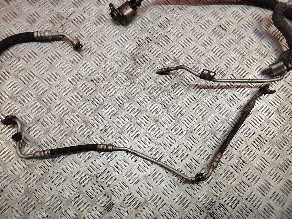 Трубка кондиционера Віто 639 комплект трубок Mercedes Vito W639