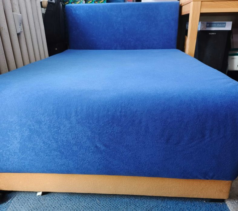 Sofa rozkładana Olek młodzieżowa w b.dobrym stanie !