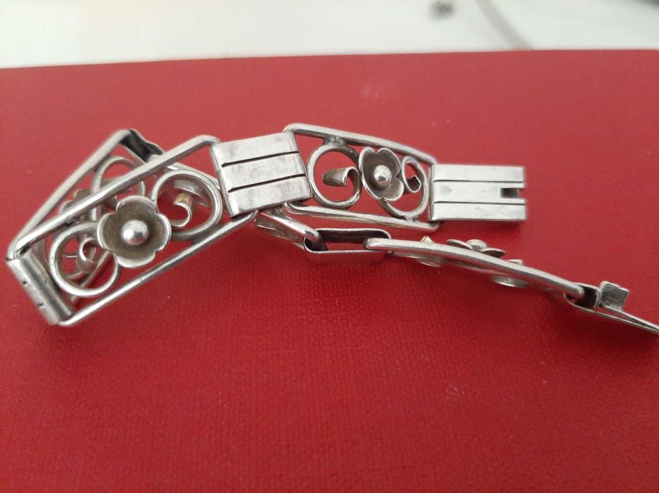 Stara srebrna bransoleta