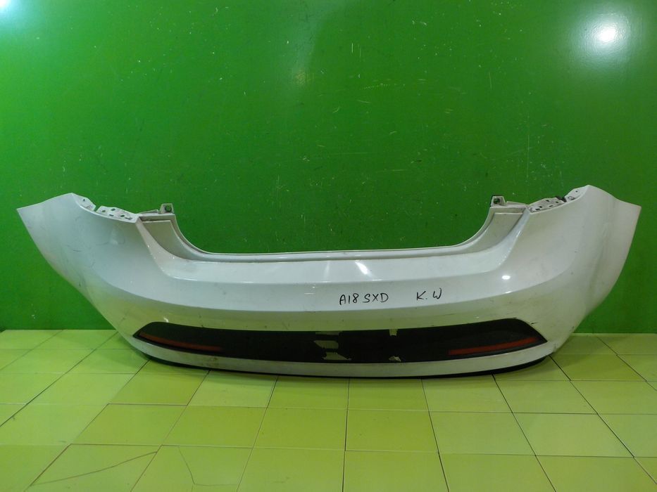 SEZT IBIZA IV 6J FR 10r 1.4 TSI AUT zderzak tyl