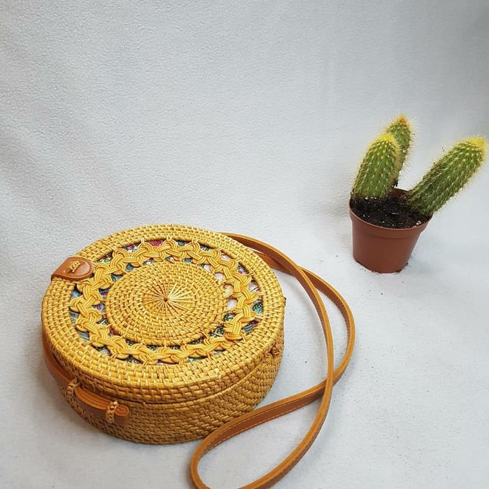 Mala  Palha Feminina feiita a Mão