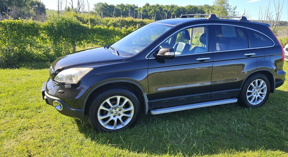 Honda Crv 2.0 Benz Panorama Hak Klima grzane skóry nowe sprzęgło  świeże OC