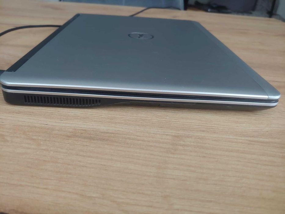 Laptop Dell Latitude E7440 Intel Core i7, 16 GB RAM + ładowarka