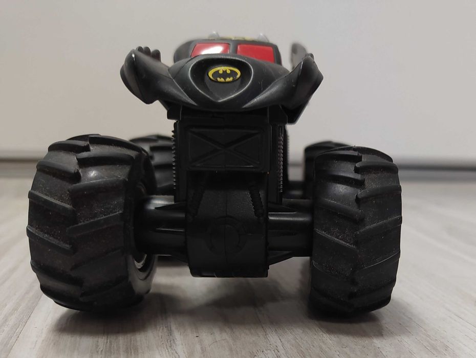 Batmobile MATTEL z 2003 roku