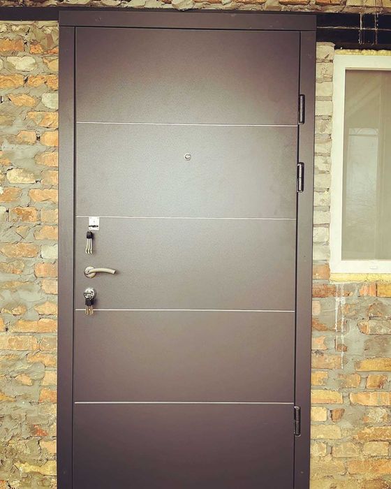 Металеві двері під замовлення. Вироби з металу любої складності.