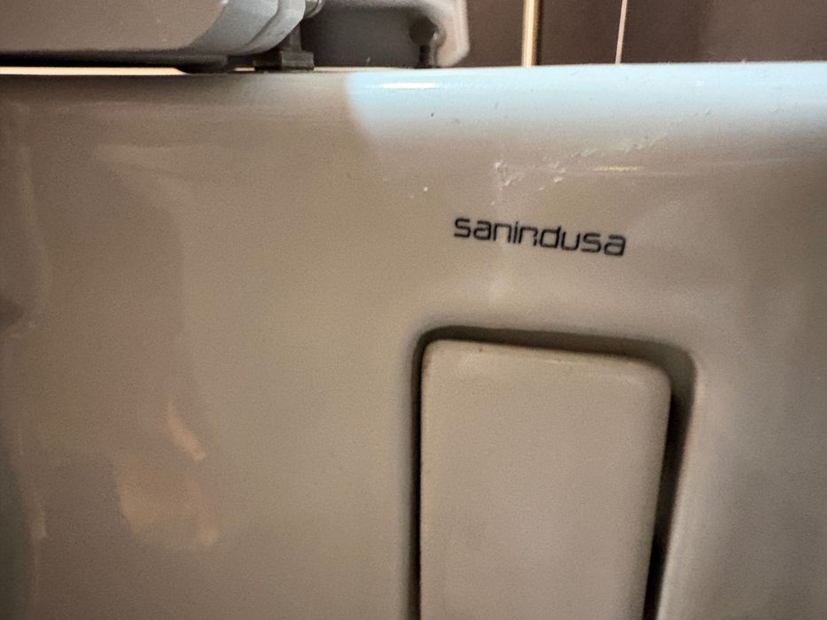 SANINDUSA WC + Bidé suspenso , sanito de cerâmica com assento em branco + Bidé suspenso