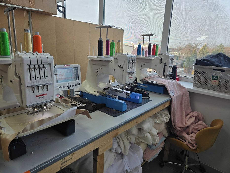 Sprzedam hafciarkę JANOME MB4