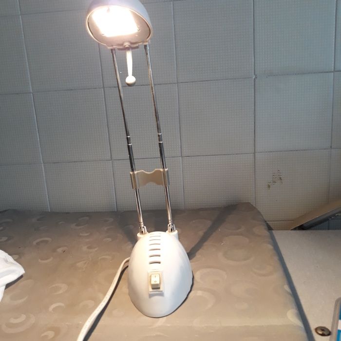 Candeeiro de secretaria