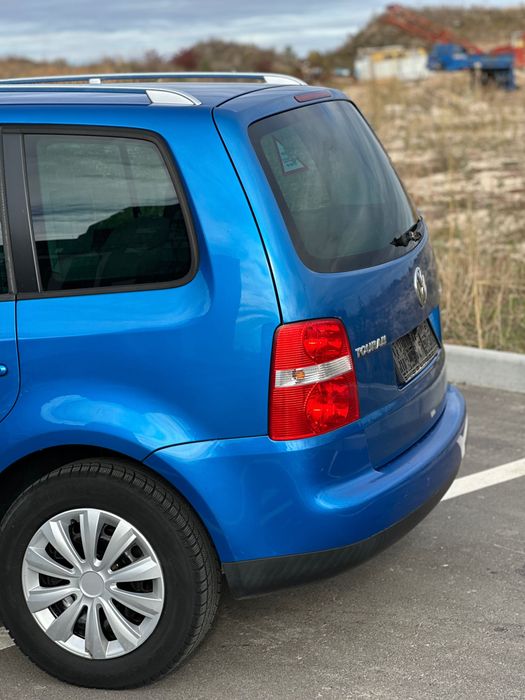 Volkswagen Touran
