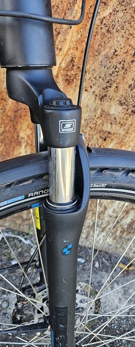 Продам електробайк Cube