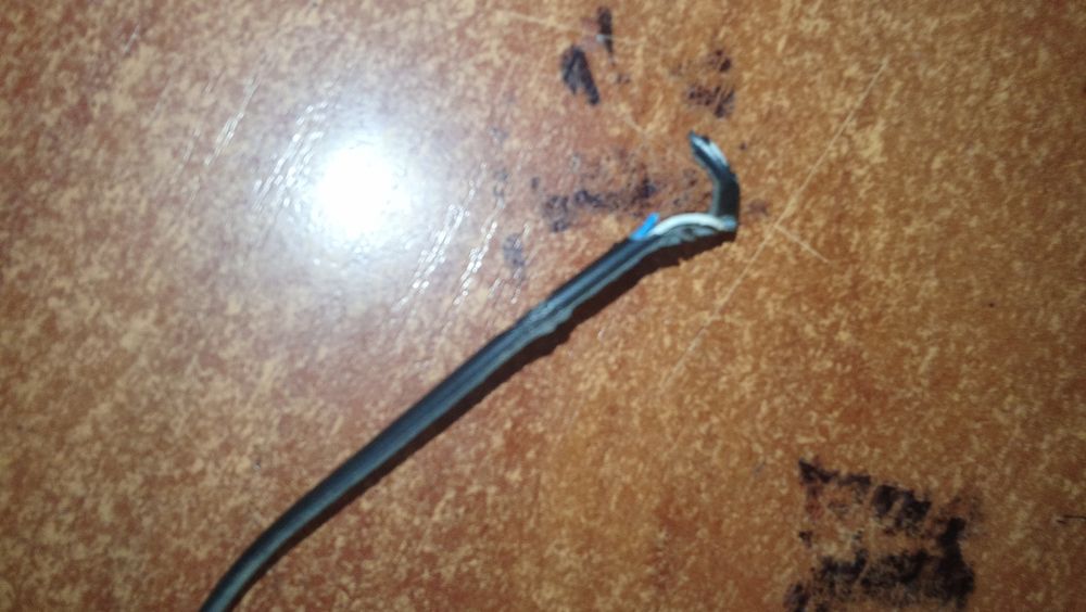 Колонки  проводні