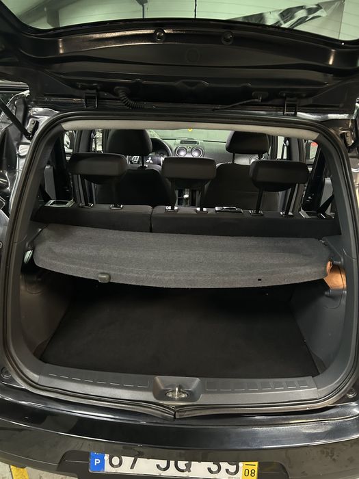 Mitsubishi colt 2010