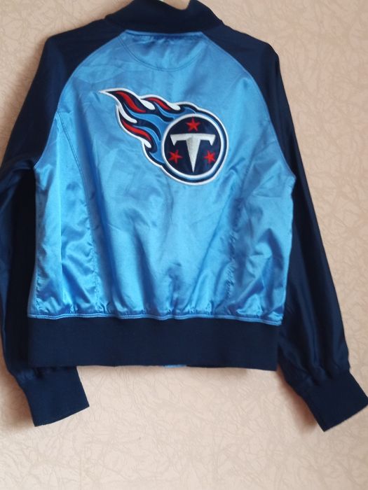 Продам куртку- бомбер Reebok Tennesse Titans