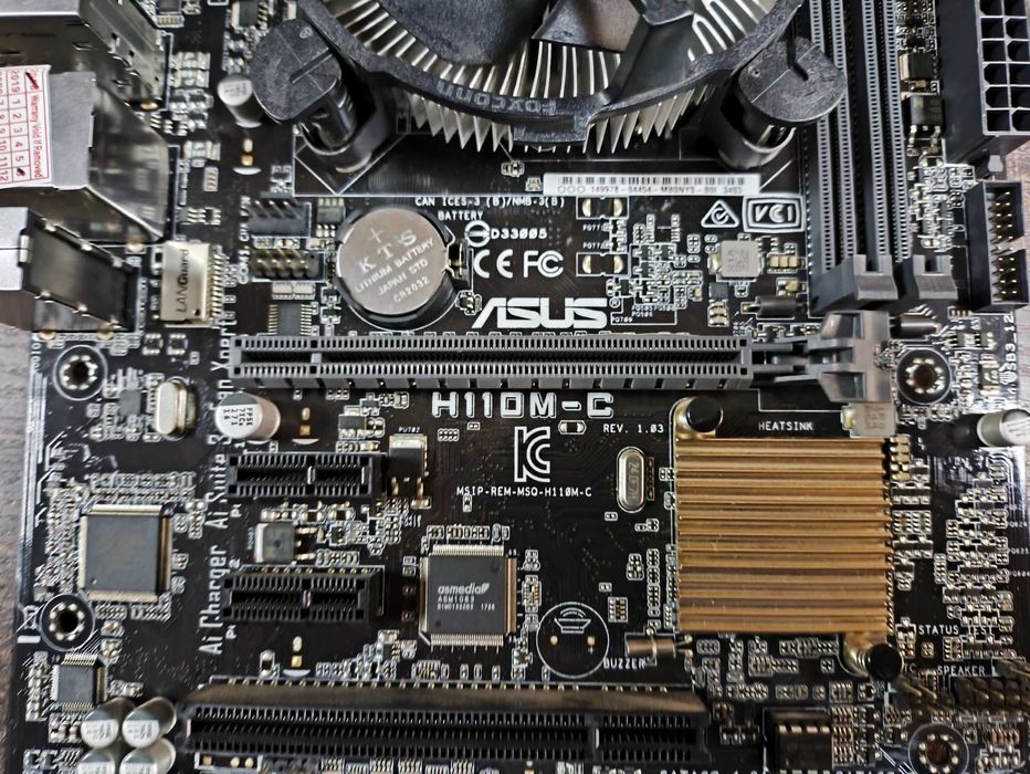 Материнская плата Asus H110M-C Pentium G4560 на запчасти